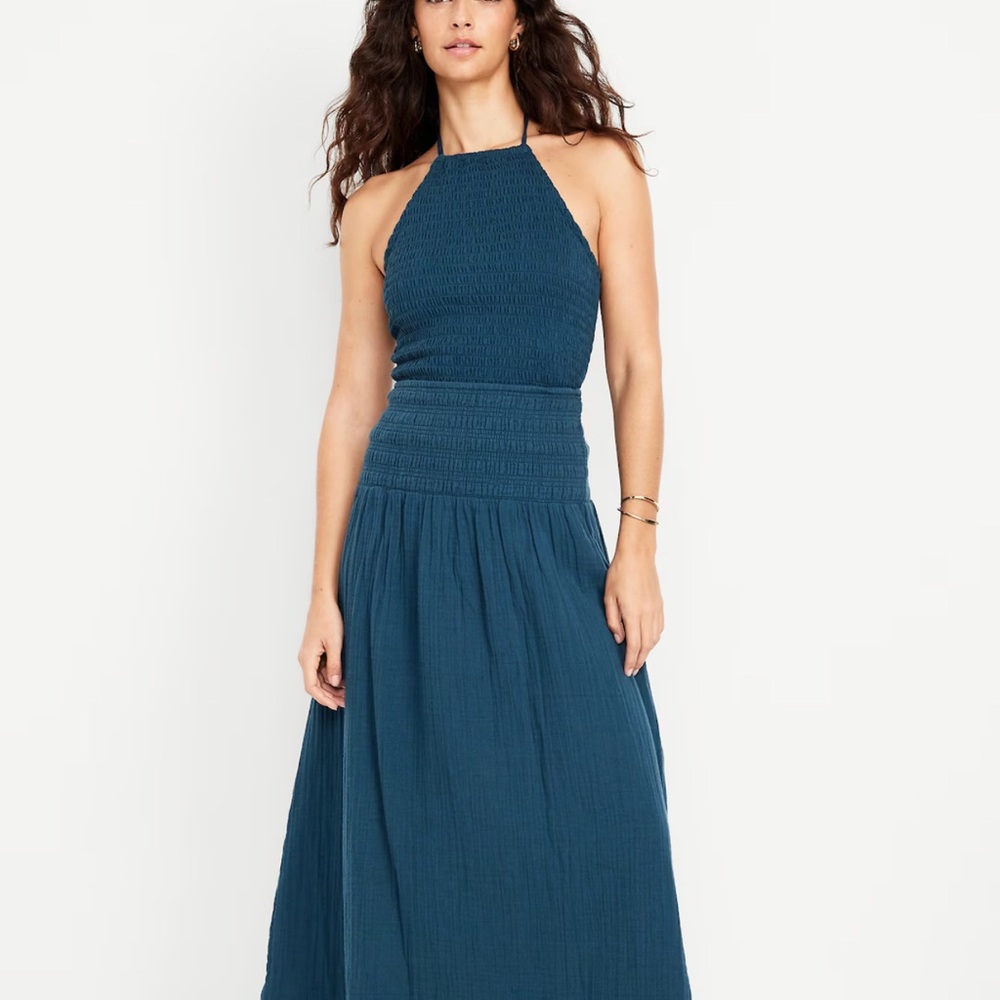 Old Navy High-Waisted Crinkle Gauze Smocked Maxi
Skirt
